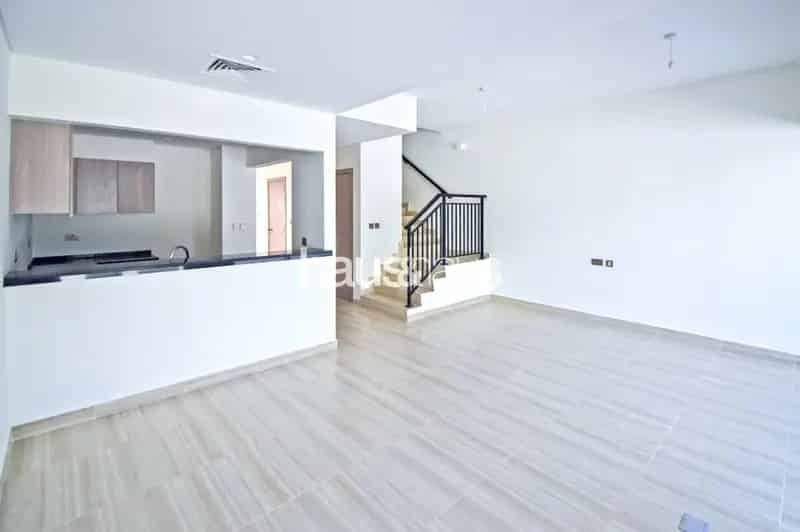 4 Bedroom Townhouse For Sale