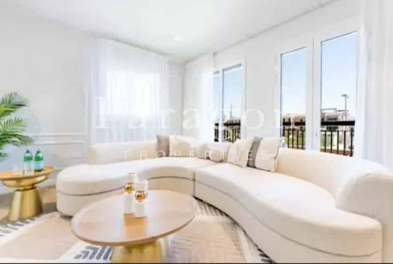 Sea View Luxuries Furnished Vacant June