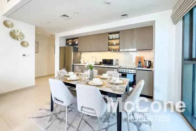 2 Bed Apartment For Sale in Burj Crown