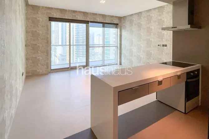 1 Bed Apartment To Rent in West Avenue Tower