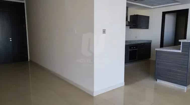 Large 3 Bedroom Apartment for Sale in Dubai Marina with Sea View