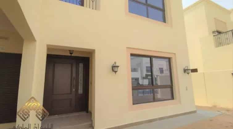 Rent Brand New 4 Bedroom Villa with Garden in Nad Al Sheba Dubai