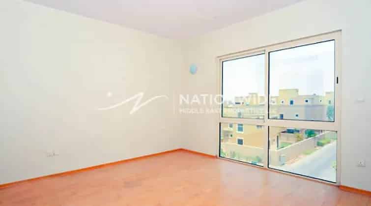 Buy Villa in Al Raha Gardens Abu Dhabi with 4 Bedrooms and Modern Features