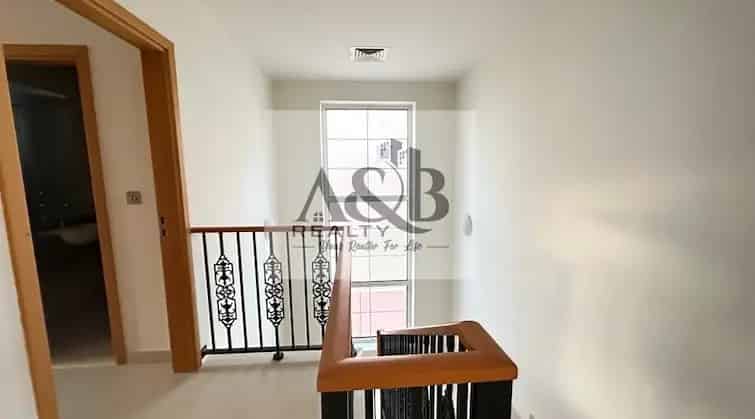 Rent 5 Bedroom Villa with Garden in Nad Al Sheba 3 Dubai