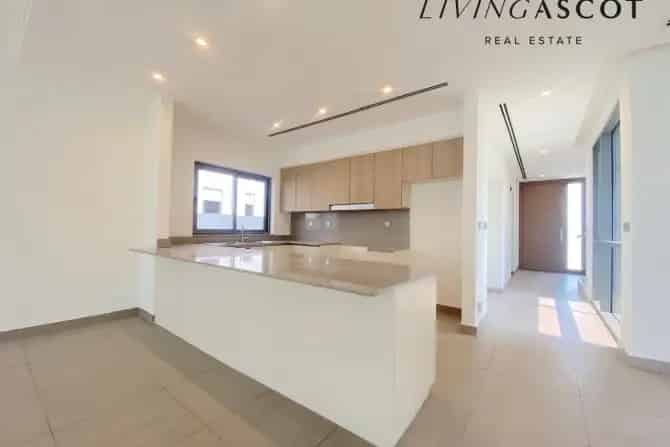 3 Bed Villa To Rent in Sidra 1