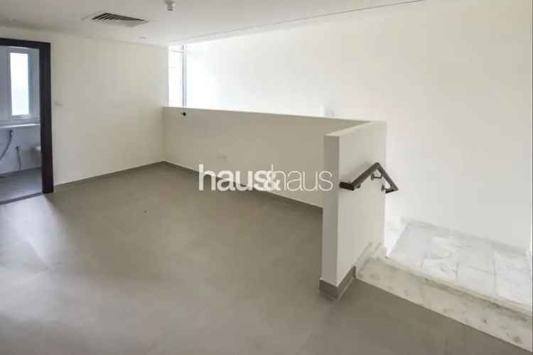3 Bedroom Townhouse For Sale