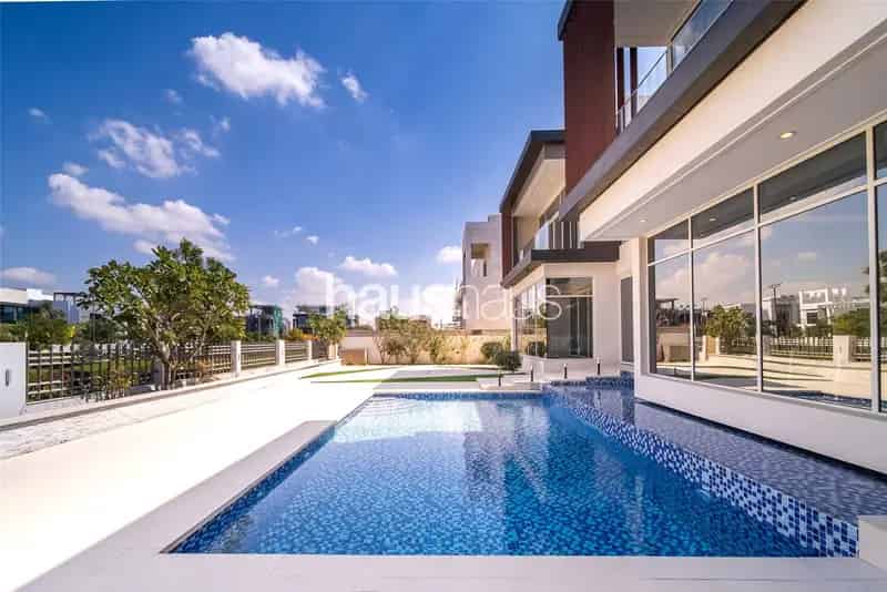 5 Bedroom Villa For Sale