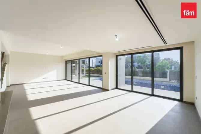 5 Bed Villa For Sale in Sidra 1