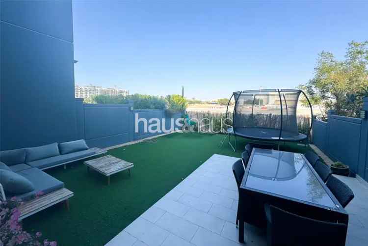 3 Bedroom Townhouse To Rent