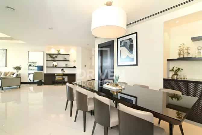 2 Bed Apartment For Sale in The Address Downtown Dubai