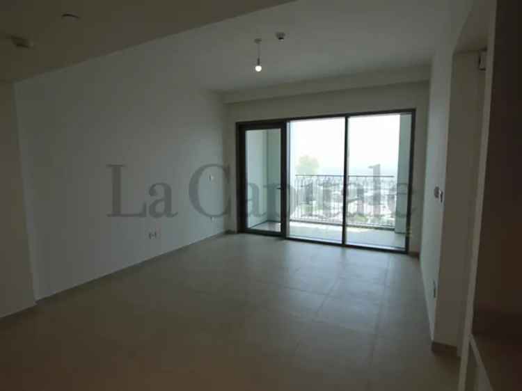 1 Bedroom Apartment for Rent in Downtown Dubai with Premium Amenities