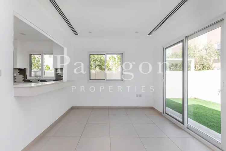 Corner Unit Single Row Landscaped