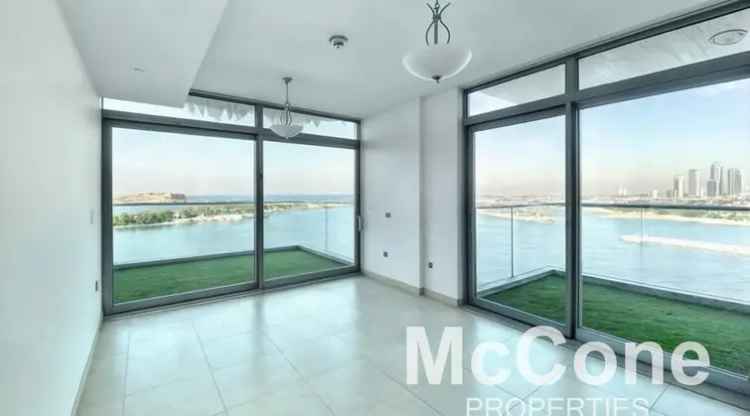 Rent 2 Bedroom Apartment in Azure Residences Palm Jumeirah Dubai