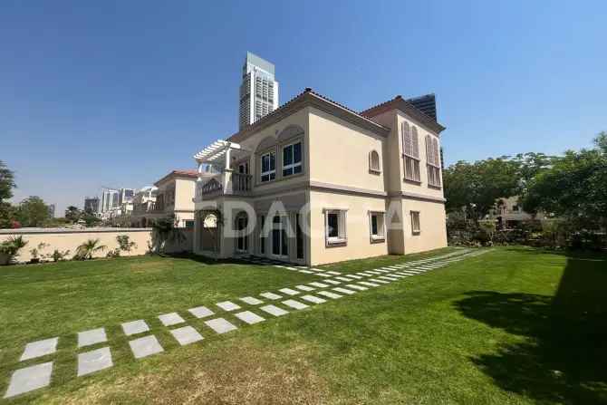 2 Bed Villa To Rent in JVT District 9