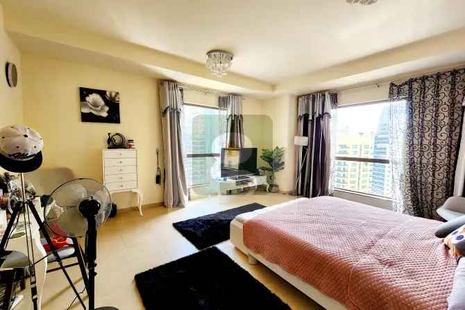 3 Bed Apartment For Sale in Amwaj 4