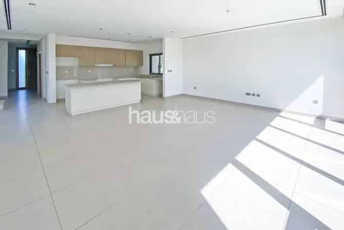 4 Bed Villa For Sale in Sidra 3