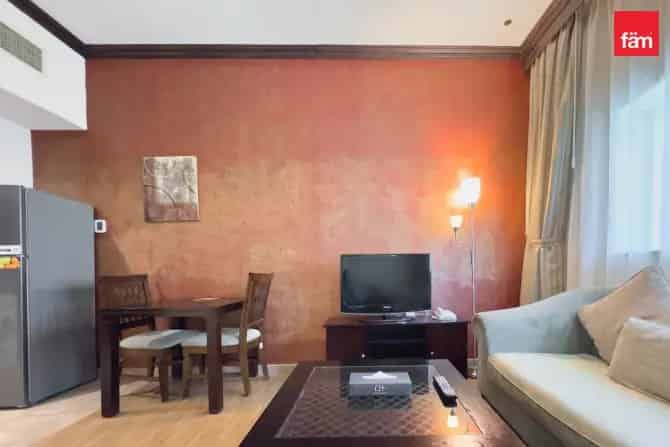 1 Bed Hotel Apartment For Sale in First Central Hotel Suites