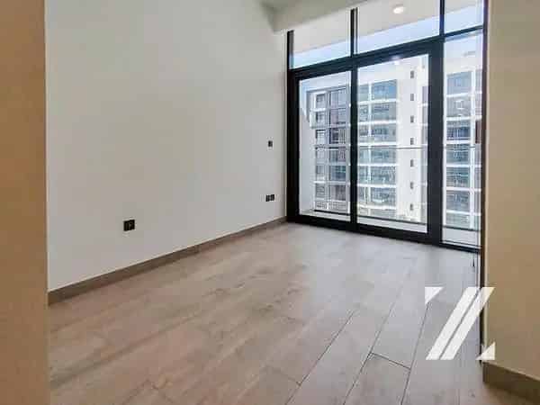 Boulevard View Chiller Free I 4 to 6 Cheques
