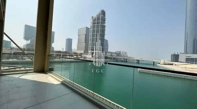 3 Bedroom 3457 Sq.Ft. Townhouse for Sale in Canal Residence, Al Reem Island, Abu Dhabi