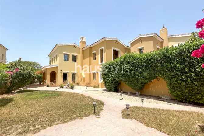 4 Bed Townhouse To Rent in Palmera 2