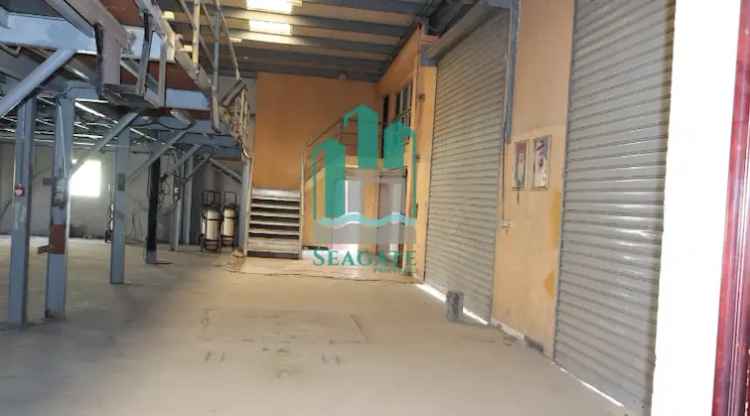 For Sale Warehouse in Al Quoz Dubai with Parking and High Power