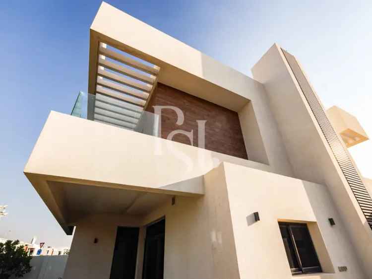 Villa for Sale in West Yas , Yas Island , Abu Dhabi