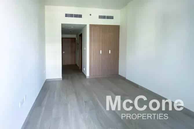Studio Apartment To Rent in Azizi Riviera