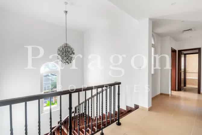 3 Bed Villa To Rent in Alvorada 3