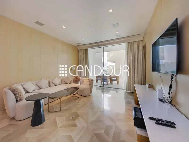 Stunning Fully Furnished Sea and Pool View