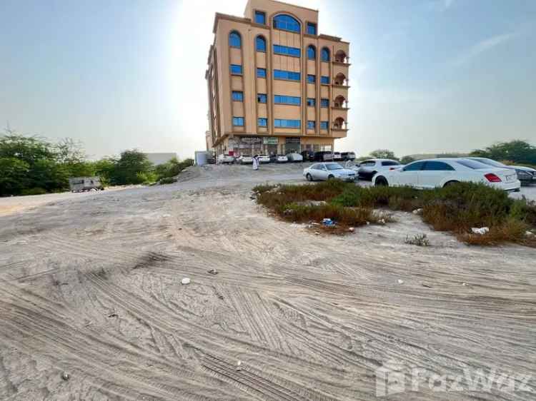 Residential and commercial land for sale in Ras Al Khaimah - Al Qasidat