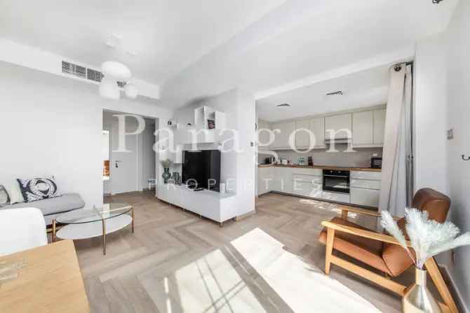 2 Bed Villa For Sale in Springs 14