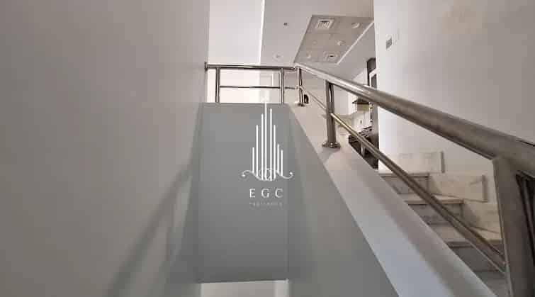 Rent 3 Bedroom Duplex in Shams Abu Dhabi with Beachfront Living Features