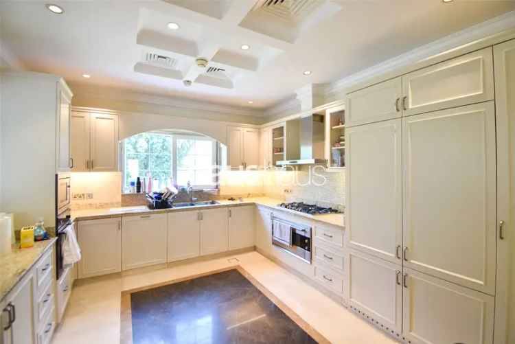 5 Bedroom Villa To Rent