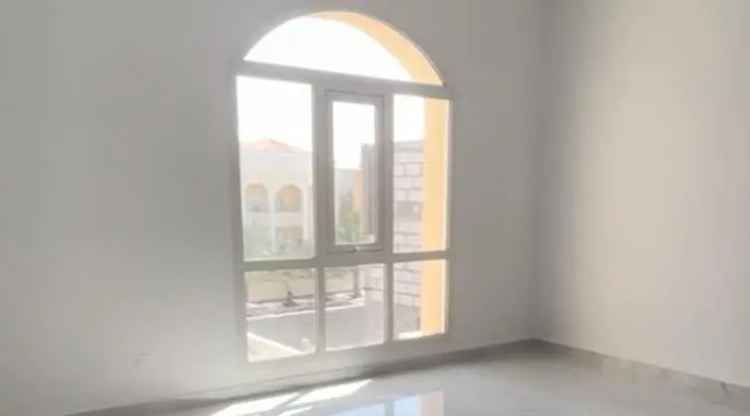 Rent 5 Bedroom Villa in Al Barsha Dubai with Spacious Balconies