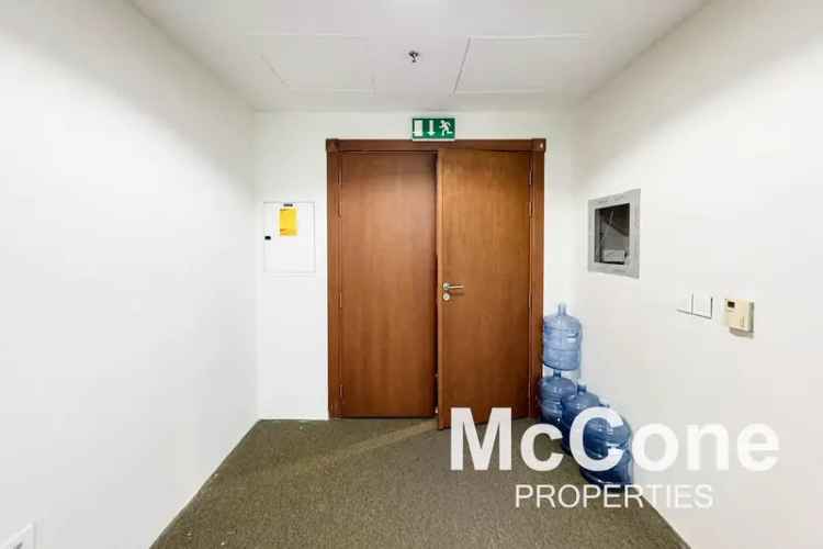 Vacant Open Plan Mid Floor Great investment