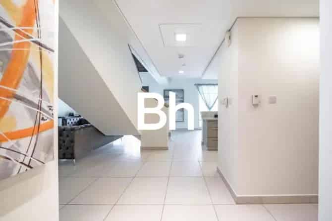 2 Bed Apartment To Rent in The Lofts