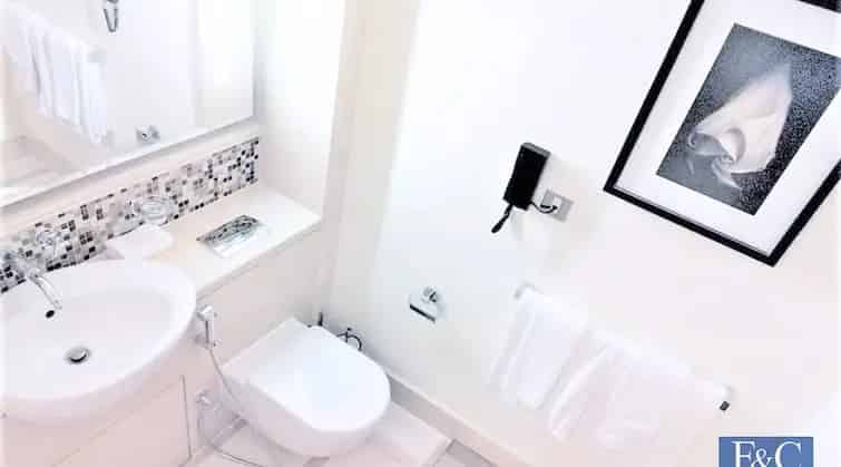Rent Studio Apartment in Downtown Dubai with Luxurious Amenities
