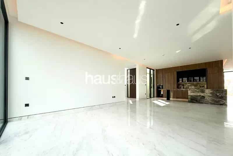 5 Bedroom Villa To Rent
