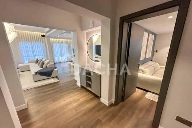 3 Bed Villa For Sale in JVT District 8