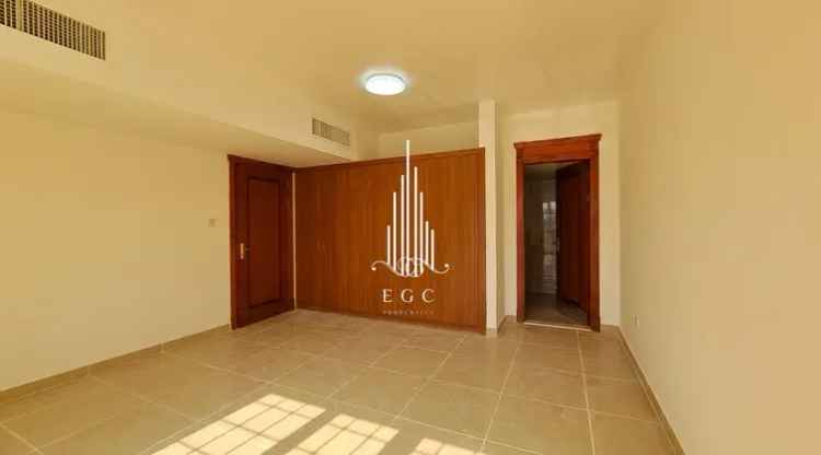 Rent 4 Bedroom Villa in Al Karamah with Modern Amenities