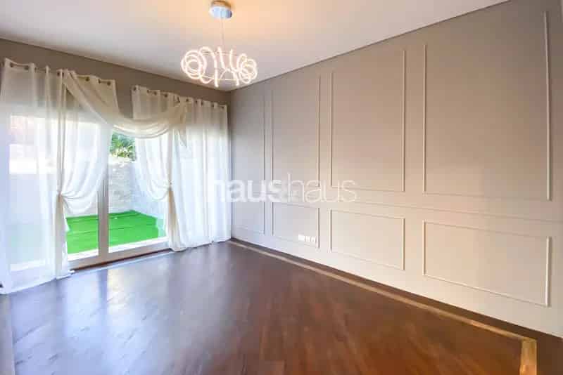 4 Bedroom Villa To Rent