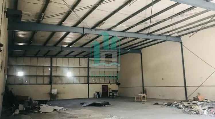 4000 Sq.Ft. Warehouse  for Rent in Al Quoz Industrial Area, Al Quoz, Dubai