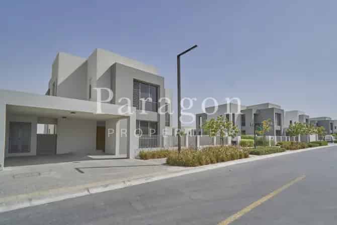 5 Bed Villa To Rent in Sidra 2