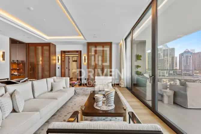 2 Bed Apartment To Rent in The Lana