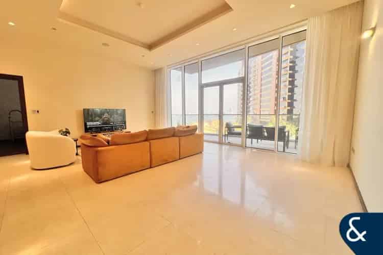 1 Bedroom Apartment for Rent in Emerald, Tiara Residences, Palm Jumeirah.