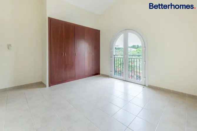 4 Bed Villa To Rent in Green Community