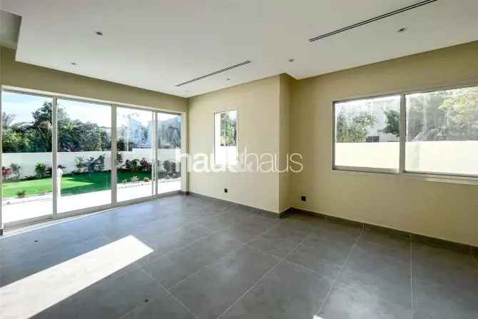 3 Bed Villa To Rent in Springs 11
