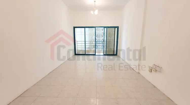 3 Bedroom 1800 Sq.Ft. Apartment for Rent in Al Majaz 3, Al Majaz, Sharjah