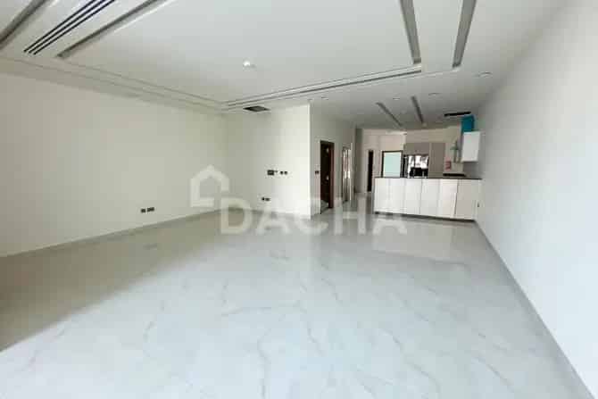 4 Bed Villa For Sale in JVC District 14