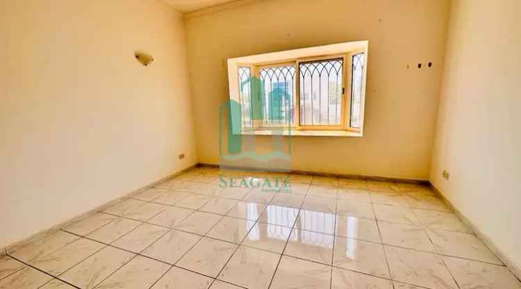 Rent 5 Bedroom Villa with Private Pool in Umm Suqeim, Dubai